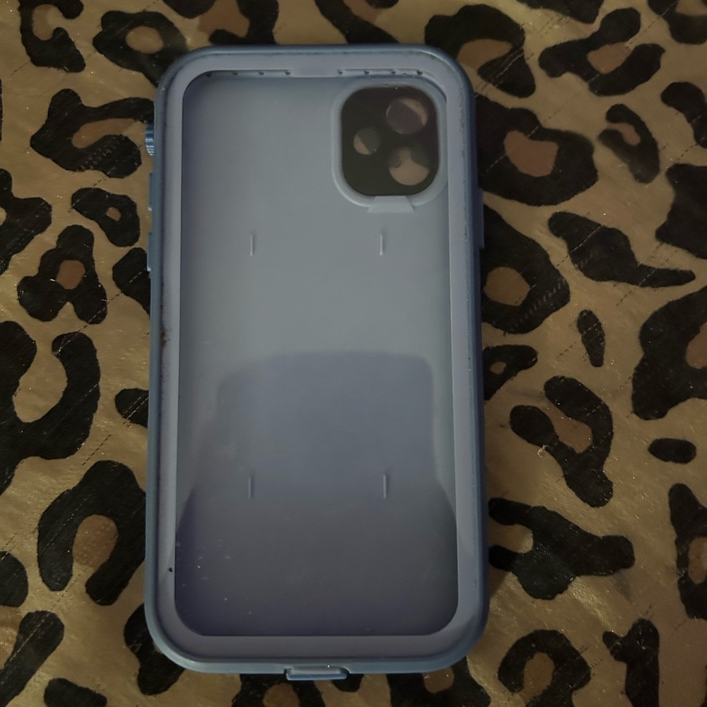 iPhone 11 lifelproof case